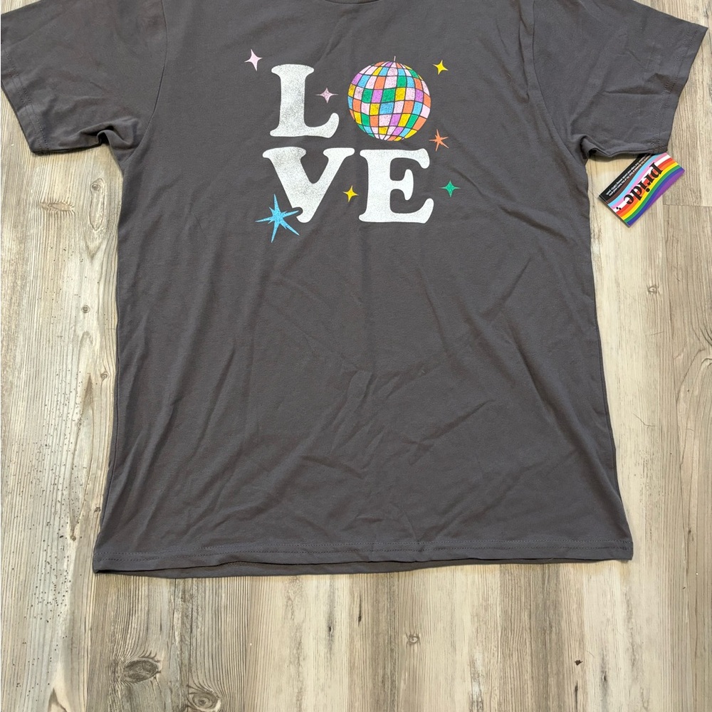Pride Brand Size X-Large NWT t-shirt, pit to pit is 24length is 30